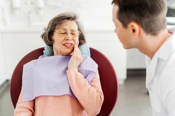 TMJ And Headaches: Why Jaw Problems May Be To Blame